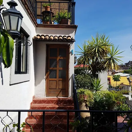 Pied A Terre At Casitas Aparicio Villa San Miguel de Allende Exterior photo