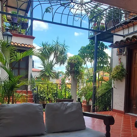 Pied A Terre At Casitas Aparicio Villa San Miguel de Allende Exterior photo